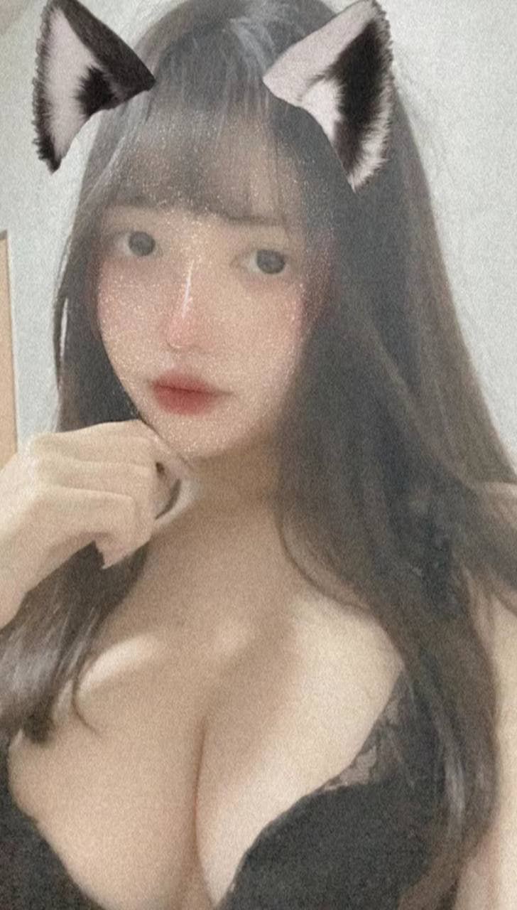 TikTok 在Twitch的游戏主播小网紅小小看不出來如此巨乳-618论坛